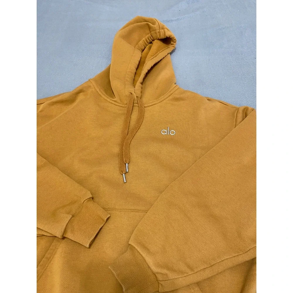 Alo Yoga Accolade Hoodie Mustard Yellow Ochre Chrome Logo Sweatshirt XS